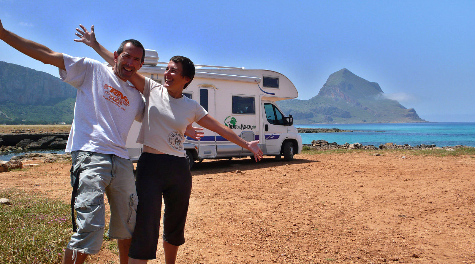 Piana di Macari, sosta camper in riva al mare