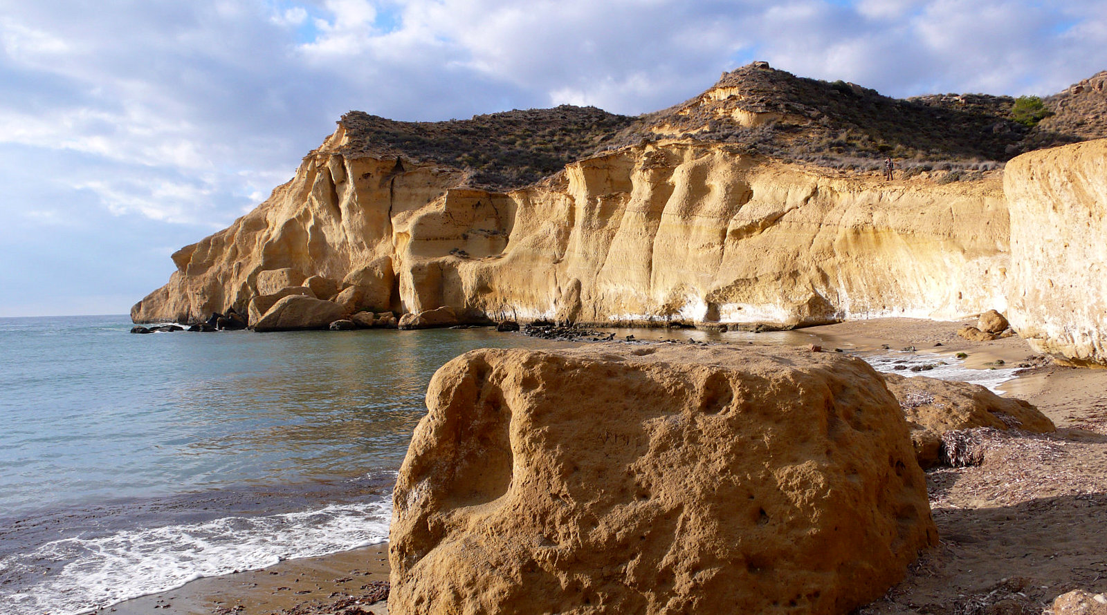 La meravigliosa costa rocciosa di Aguilas