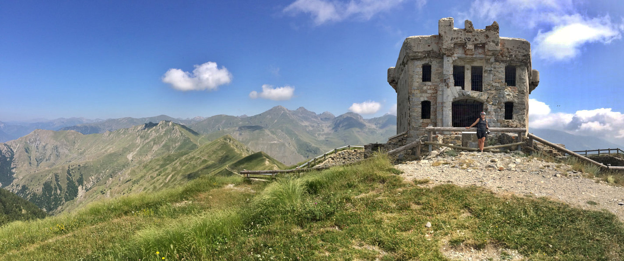Spettacolare panorama da uno dei forti dell'Authion