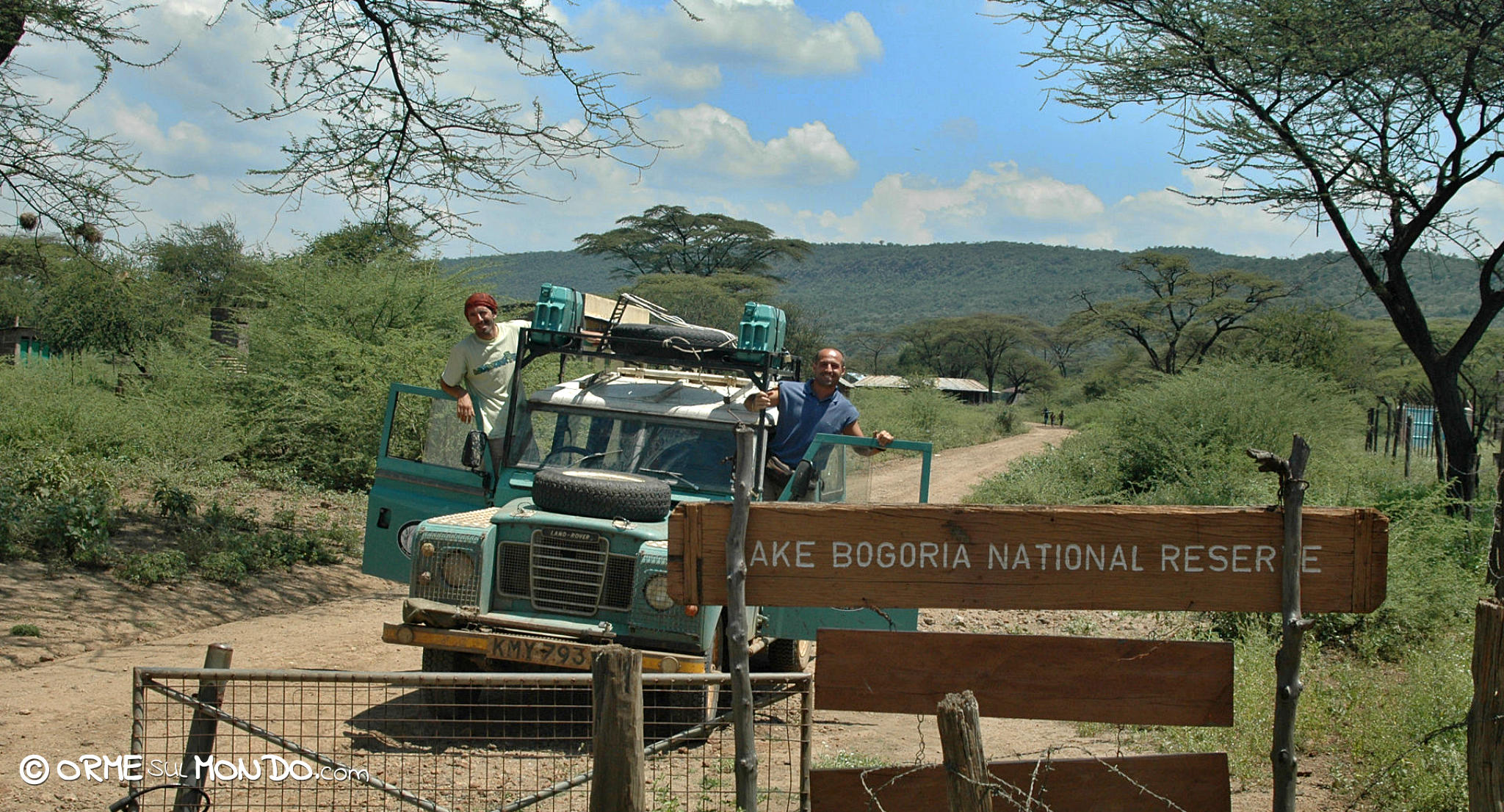 landrover fuoristrada lago bogoria gate