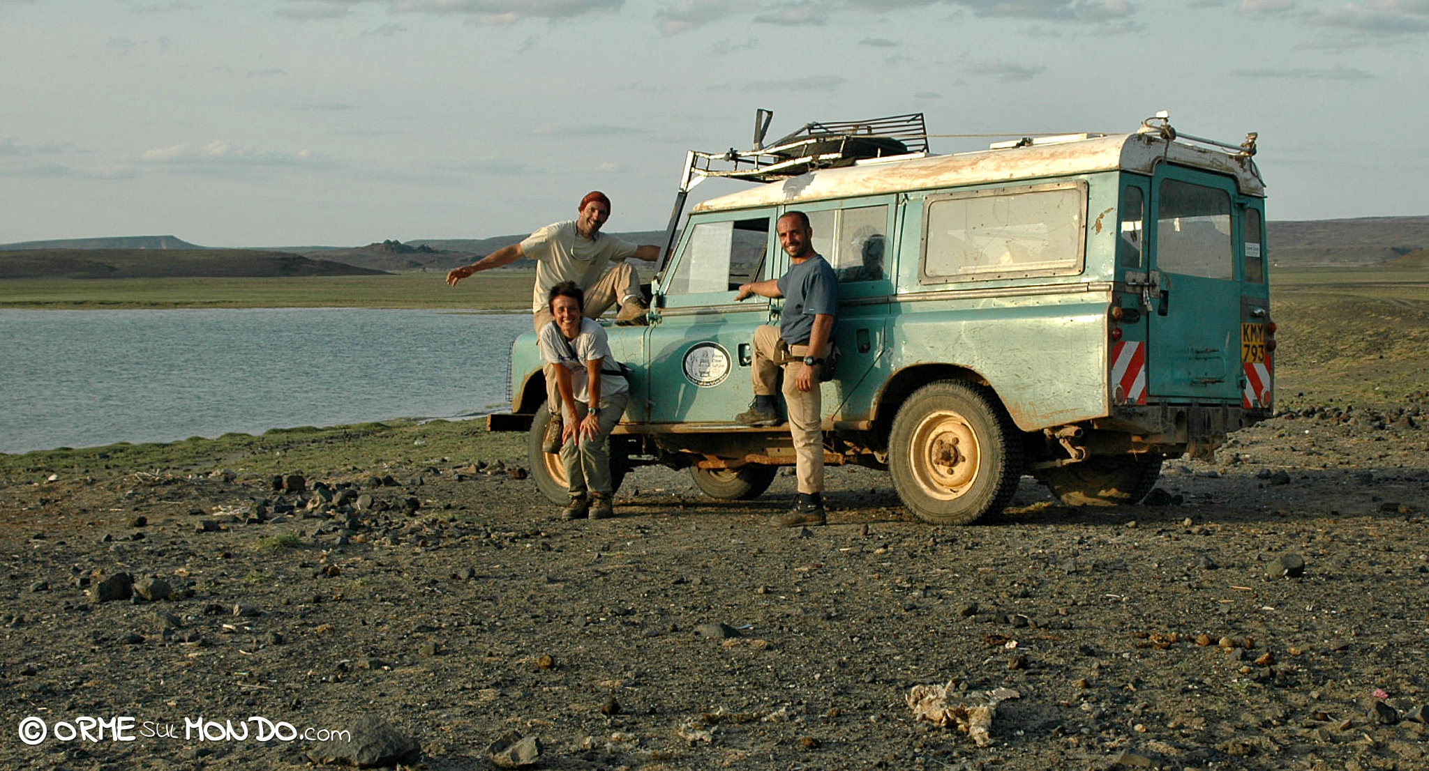 tramonto lago turkana landrover